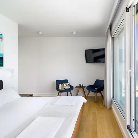 Вилла Acadia Beach Villas Слатине