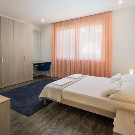 Acadia Beach Villas Вилла *